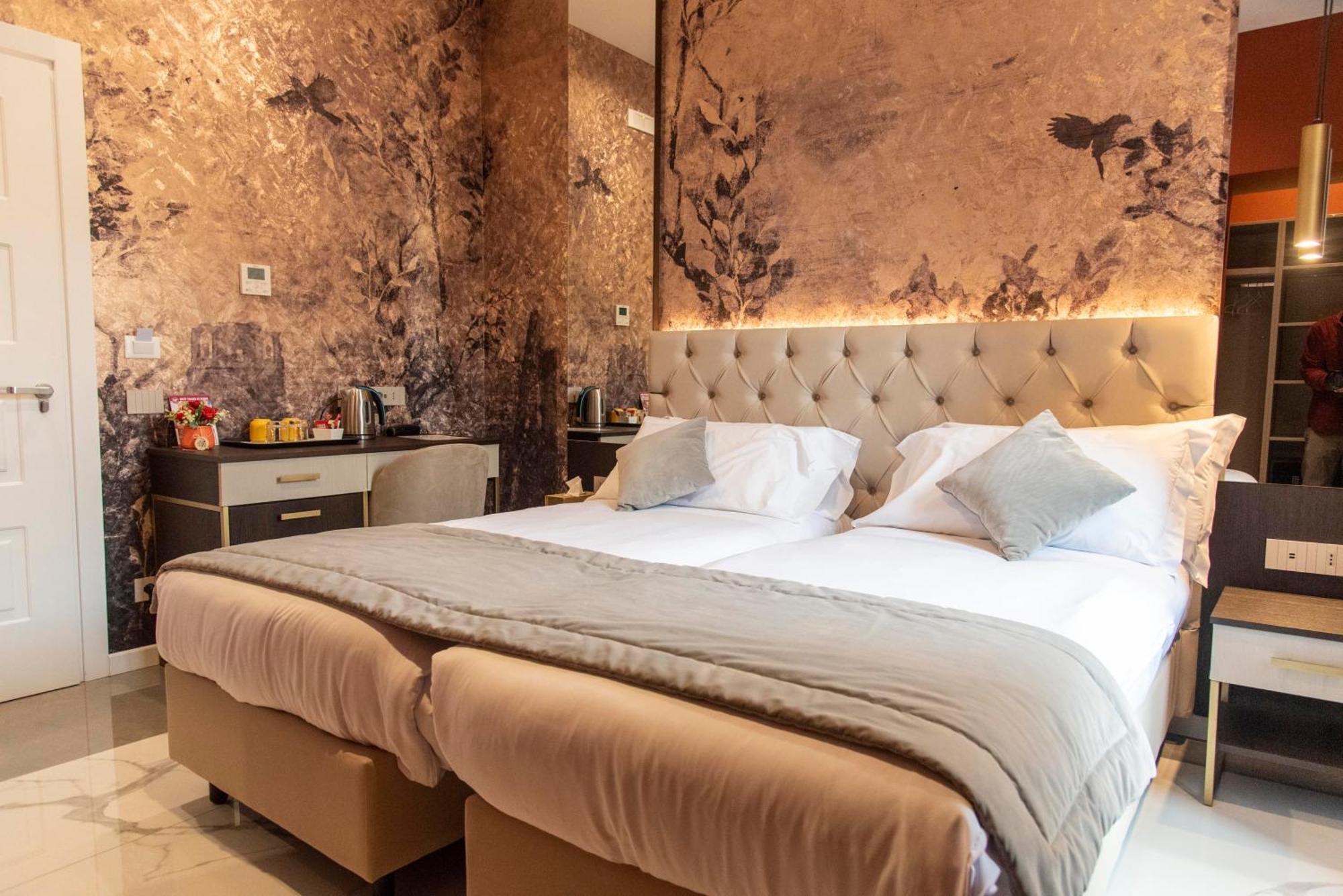 Adelaide Suite Dreams โรม ภายนอก รูปภาพ