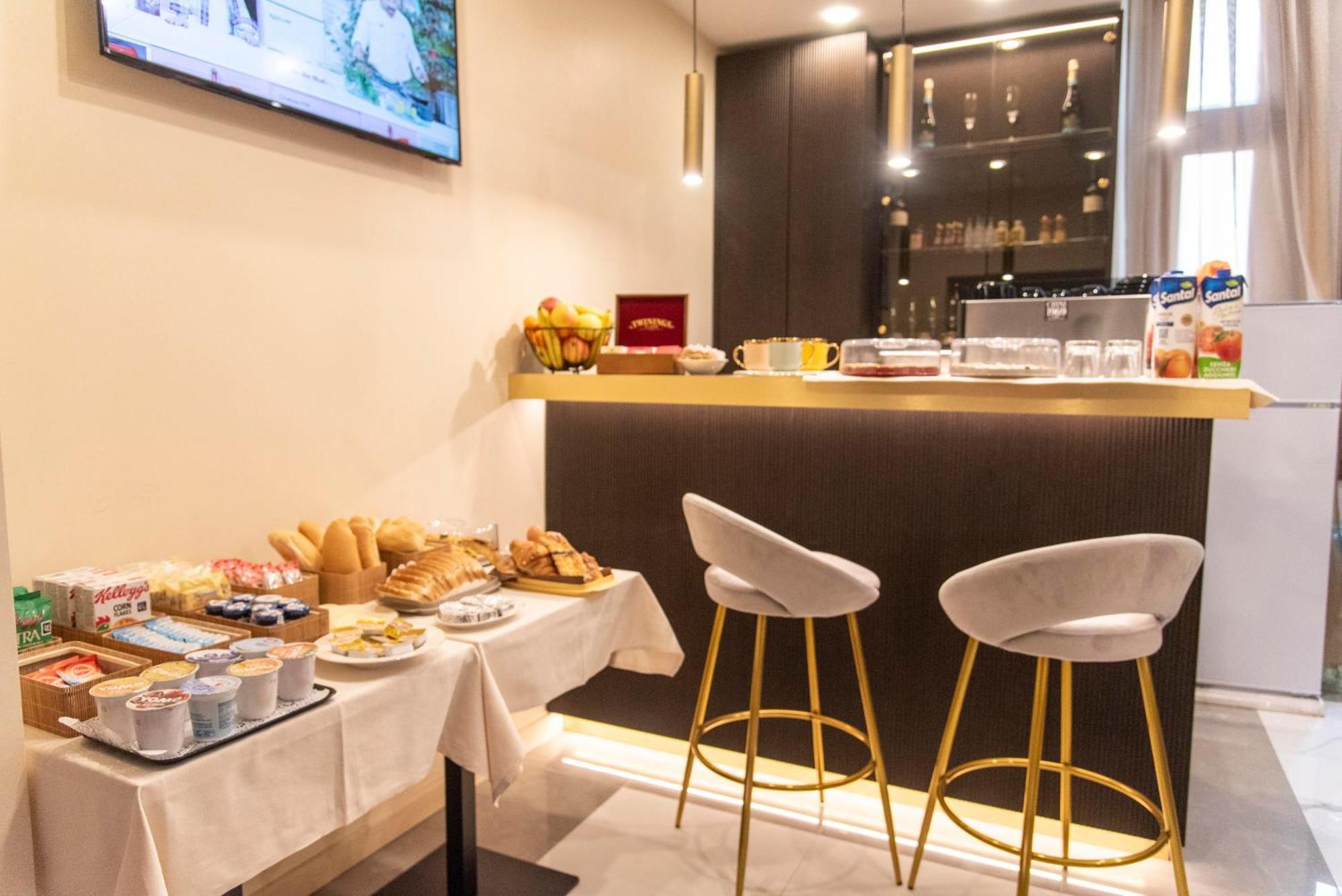 Adelaide Suite Dreams โรม ภายนอก รูปภาพ
